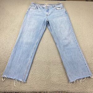 Abercrombie & Fitch Women's The Baggy Low Rise Raw Hem Jeans  |  Size:  33/16L